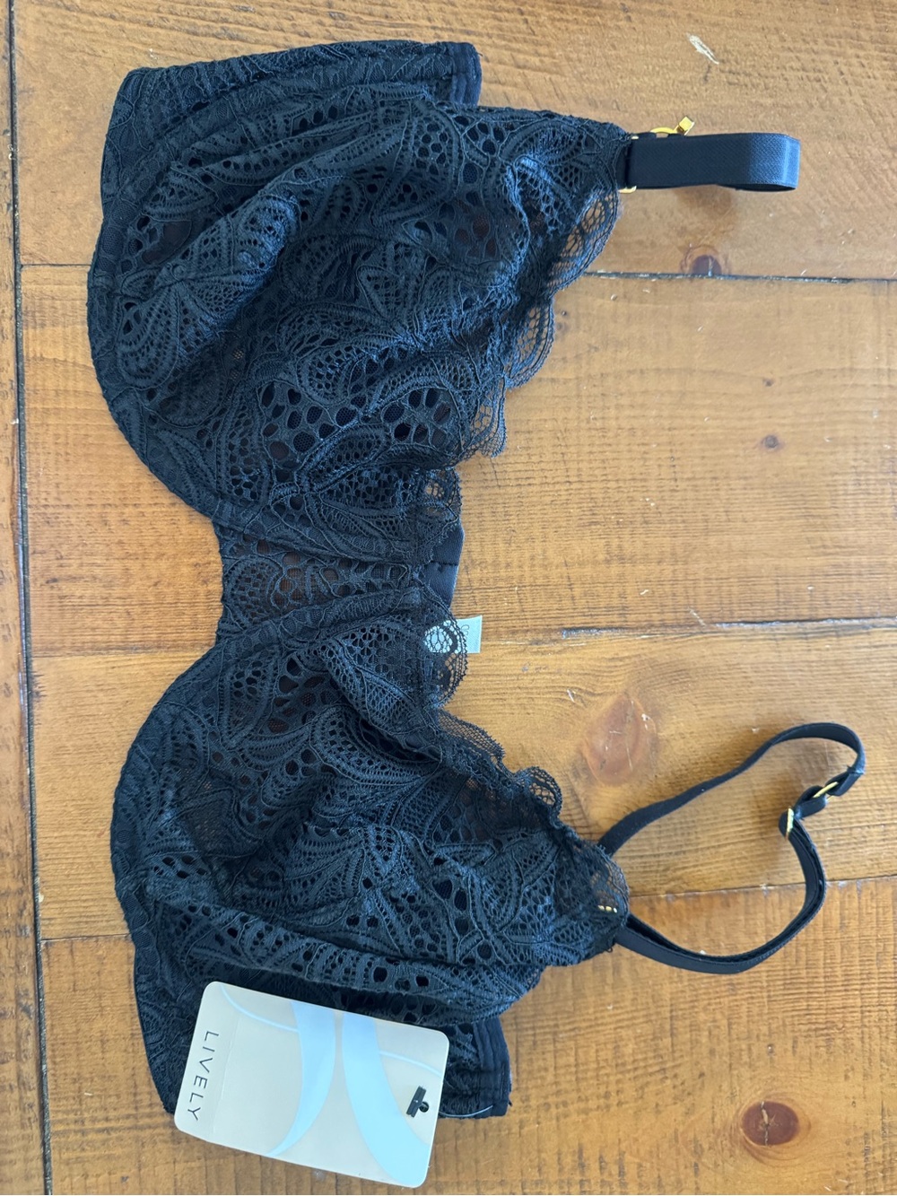 Lively Black Lace Underwire Bra with Scalloped Trim
